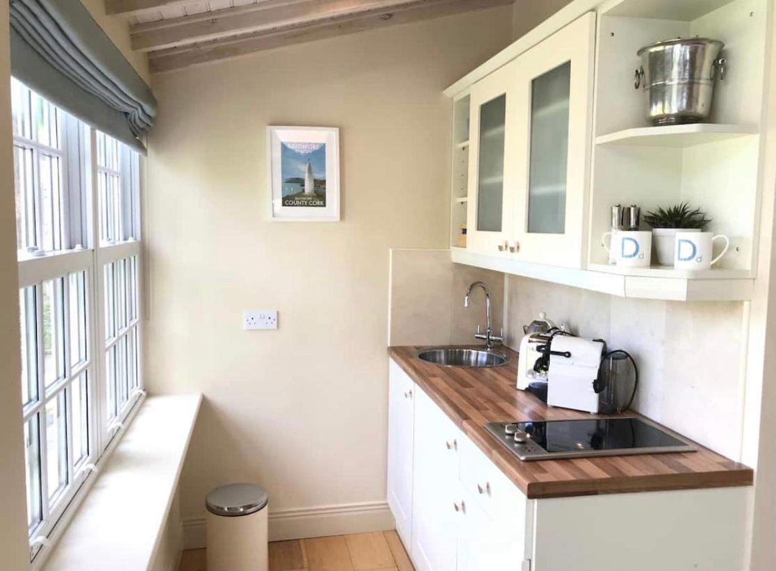 Coastal Chic Waterfront Studio Kinsale Exterior photo