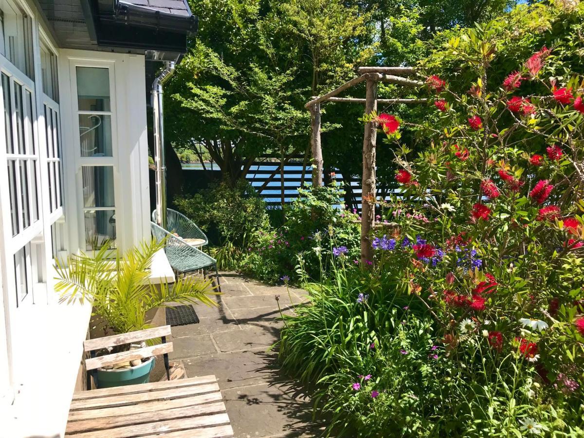 Coastal Chic Waterfront Studio Kinsale Exterior photo